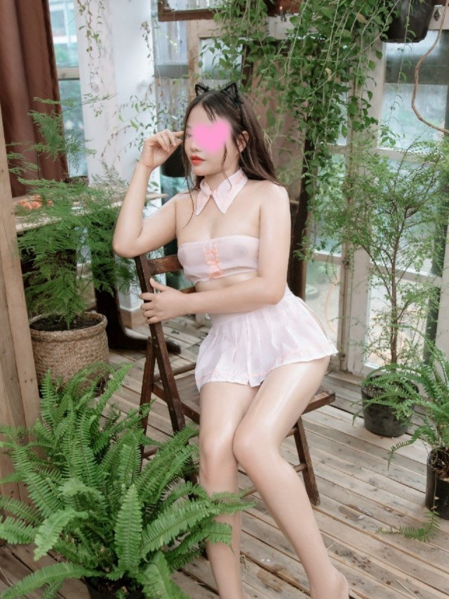 Mai Anh Thân Hình Nóng Bỏng: Bứt Phá Hình Ảnh Cô Gái gọi VSIP2